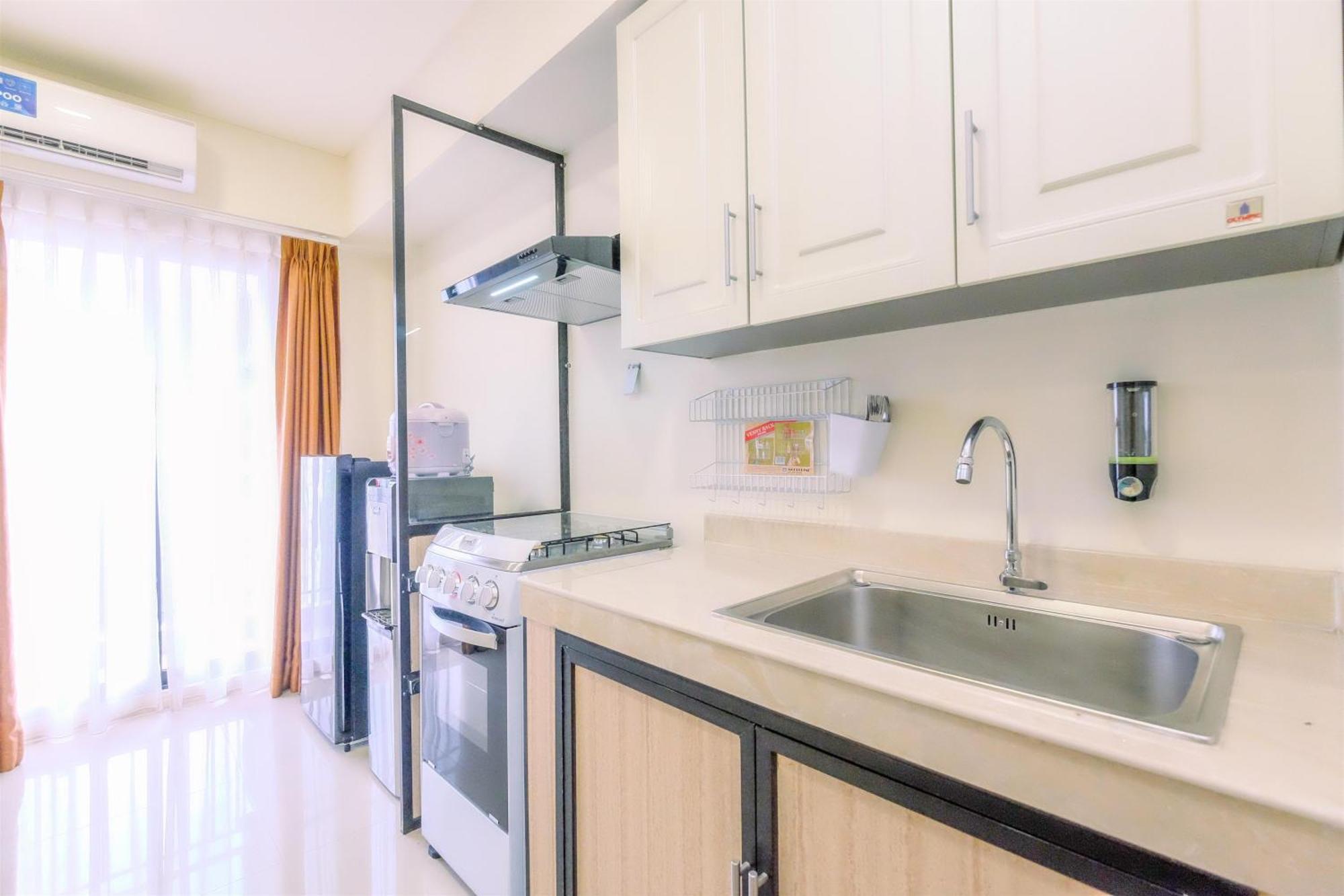 Modern And Simply 2Br At Meikarta Apartment By Travelio Cikarang Exterior foto